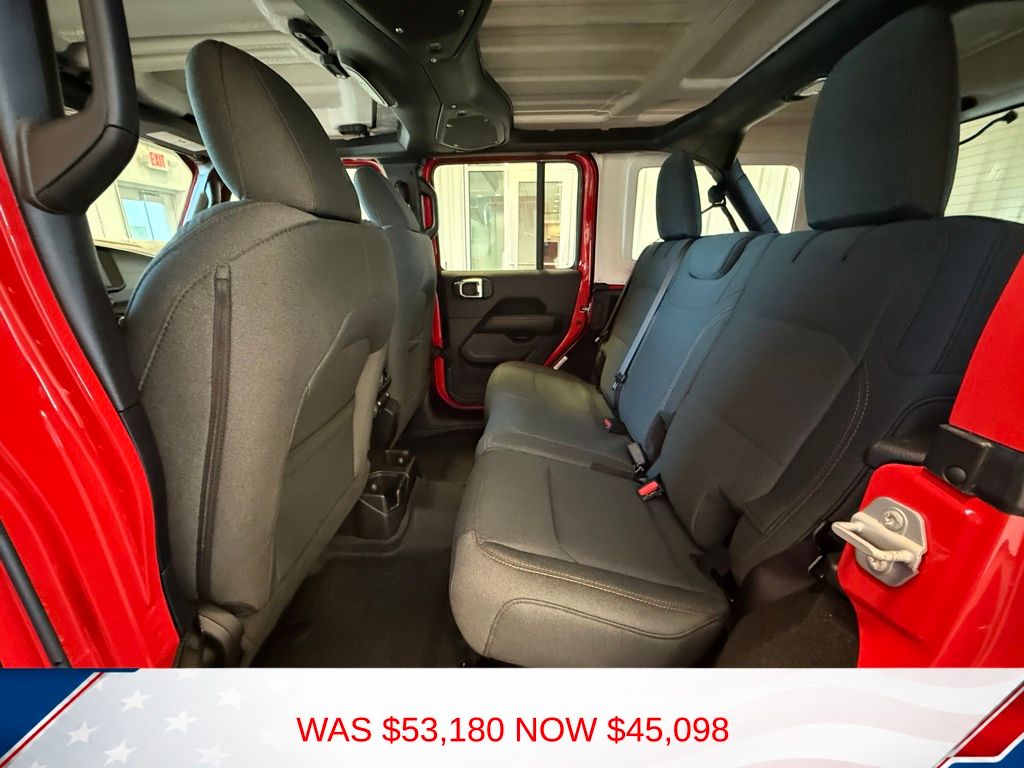 2026 Jeep Wrangler 4-Door Sahara - Photo 15