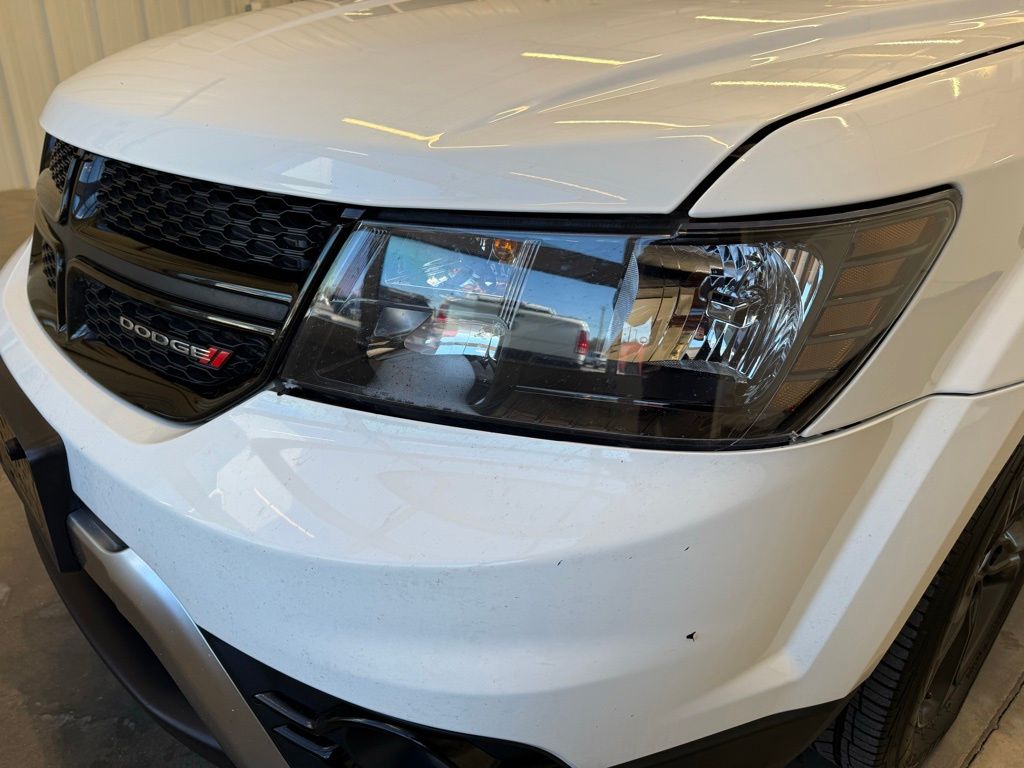 2020 Dodge Journey Crossroad photo 3