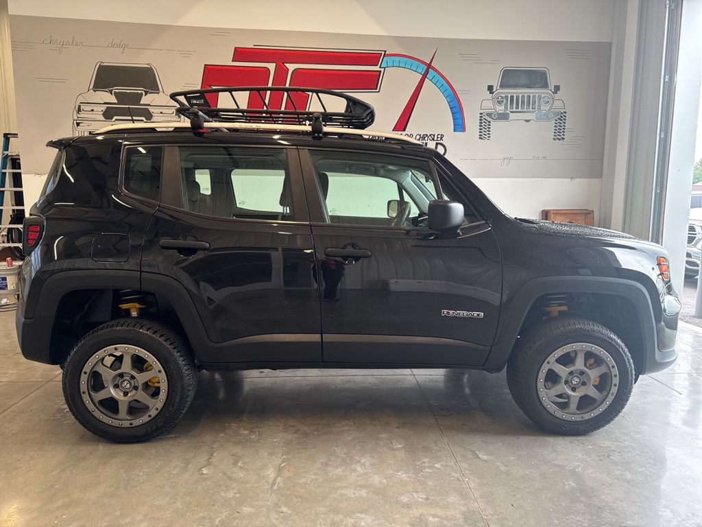 Used 2021 Jeep Renegade Sport with VIN ZACNJDAB0MPM41599 for sale in Mayfield, KY