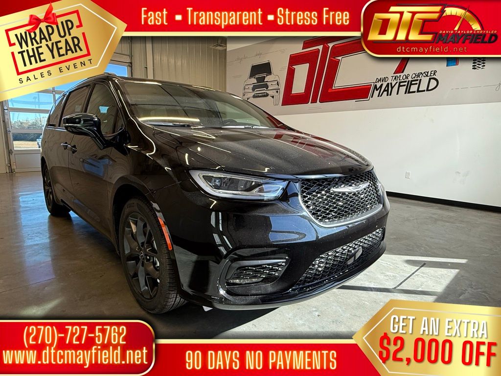 2026 Chrysler Pacifica Limited's photo