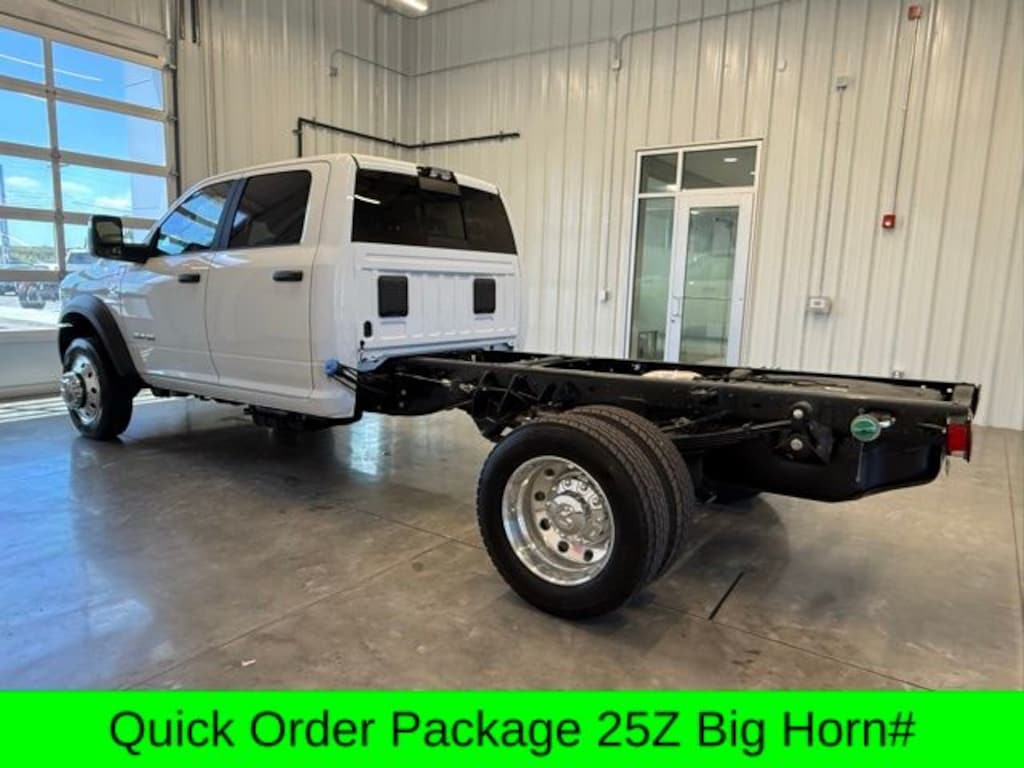 New 2025 Ram 5500 Chassis Cab 5500 BIG HORN CHASSIS CREW CAB 4X4 60' CA Pickup