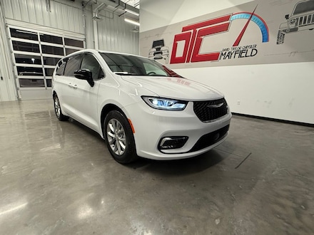 2026 Chrysler Pacifica LIMITED Passenger Van