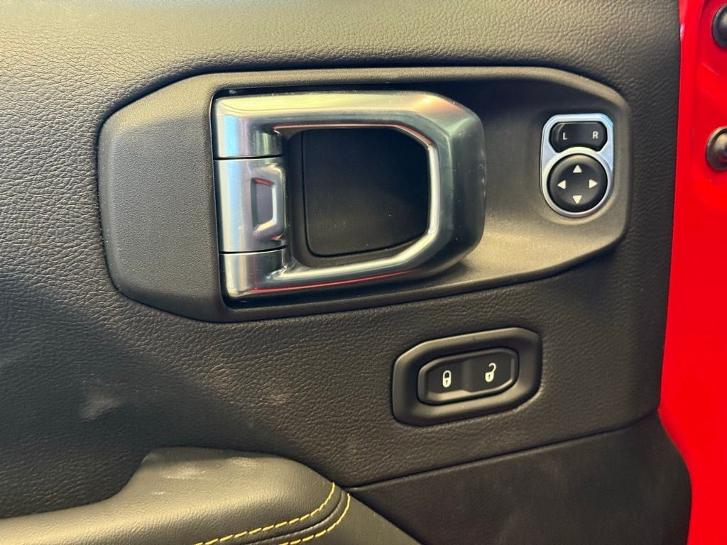 2026 Jeep Wrangler 4-Door Sahara - Photo 17