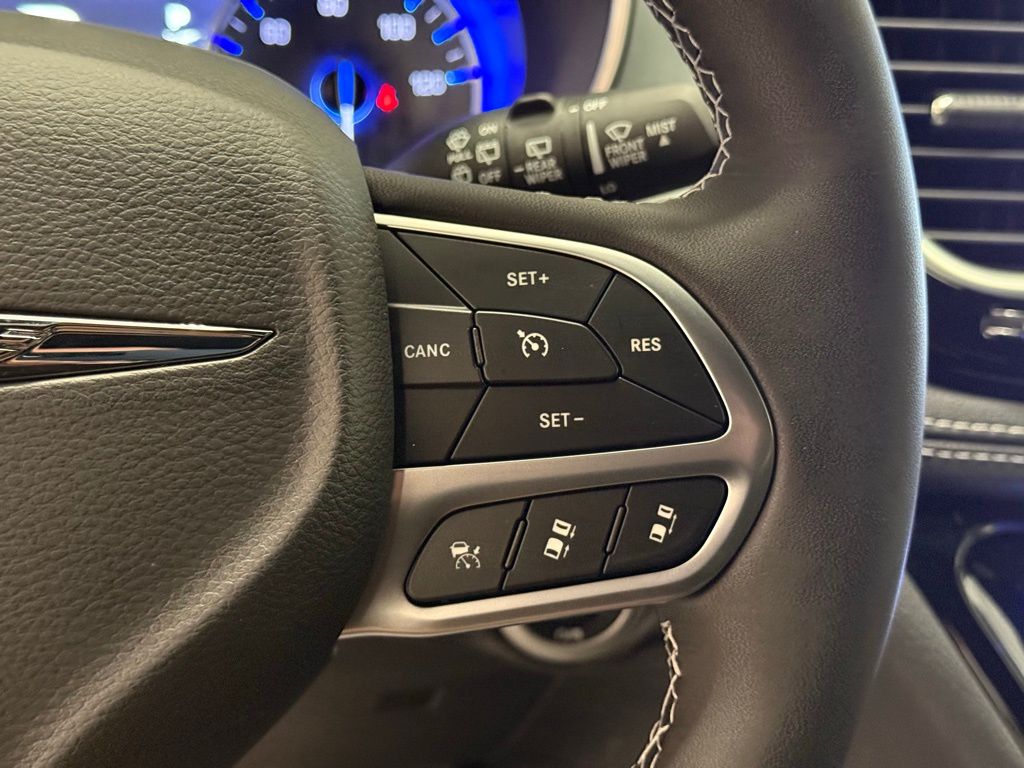 2026 Chrysler Pacifica Limited - Photo 20