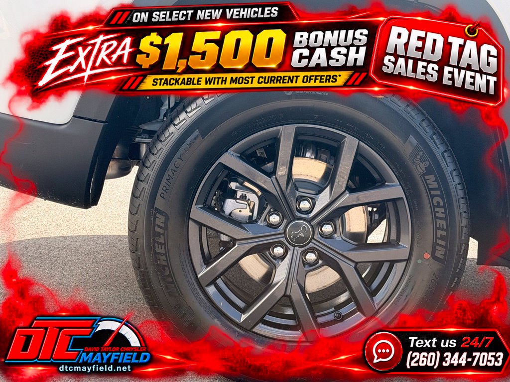 New 2027 Jeep Grand Cherokee 2 Row LAREDO 4X4 Sport Utility