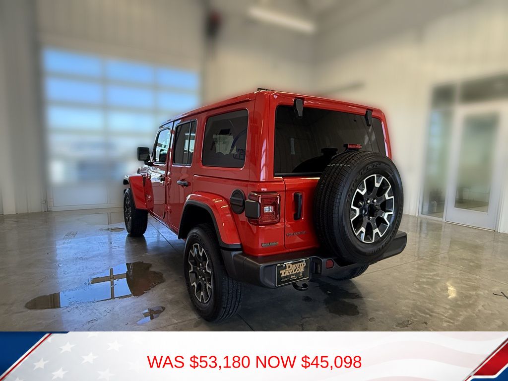 2026 Jeep Wrangler 4-Door Sahara - Photo 4