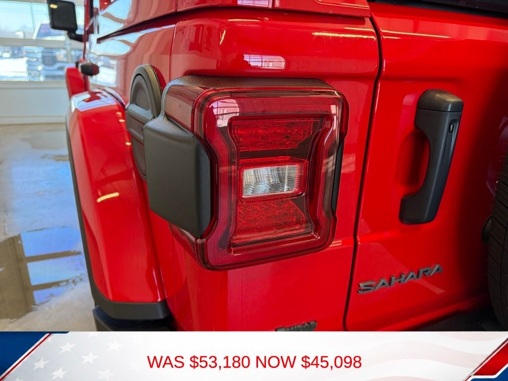 2026 Jeep Wrangler 4-Door Sahara - Photo 10