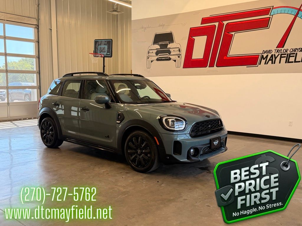 2023 MINI Countryman S ALL4's photo