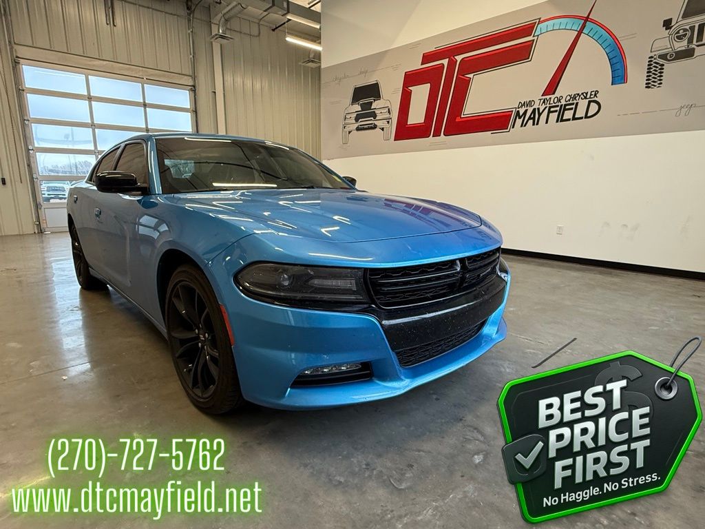 2018 Dodge Charger SXT's photo