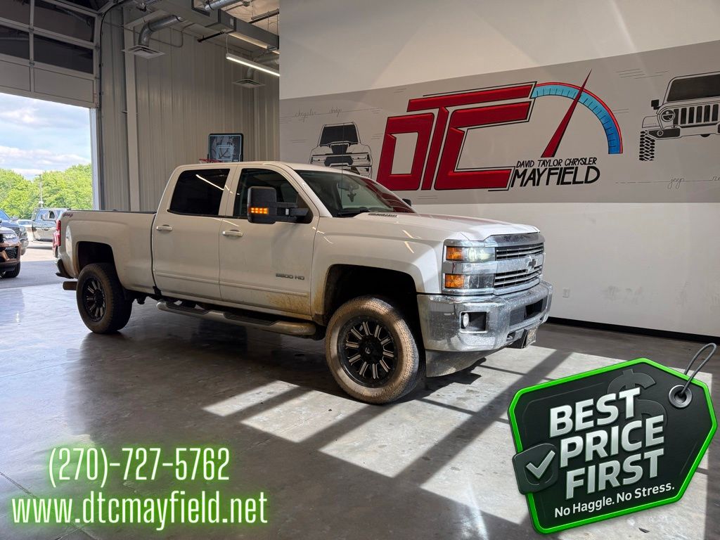 2016 Chevrolet Silverado HD LT 4WD Crew Cab Standard Box's photo