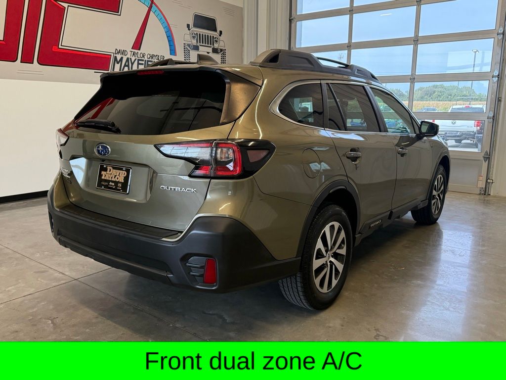 2022 Subaru Outback Premium photo 2