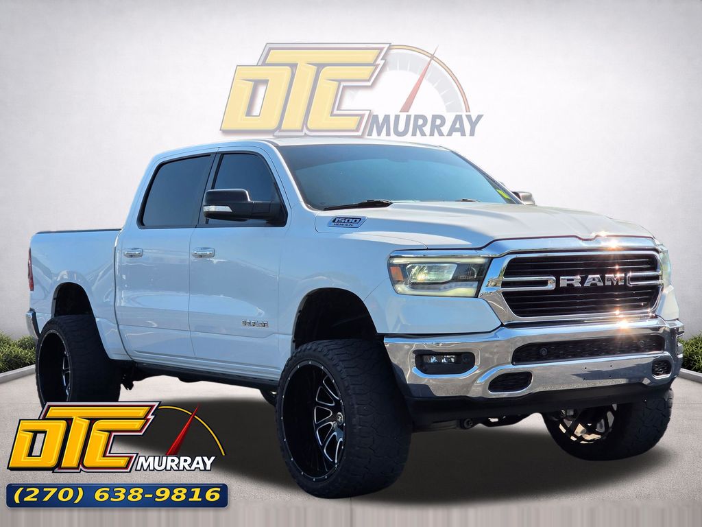 2019 RAM 1500 Big Horn/Lone Star 4x4 Crew Cab 5'7's photo