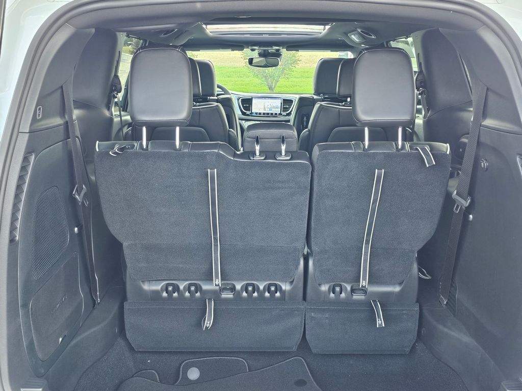 2026 Chrysler Pacifica Limited - Photo 30