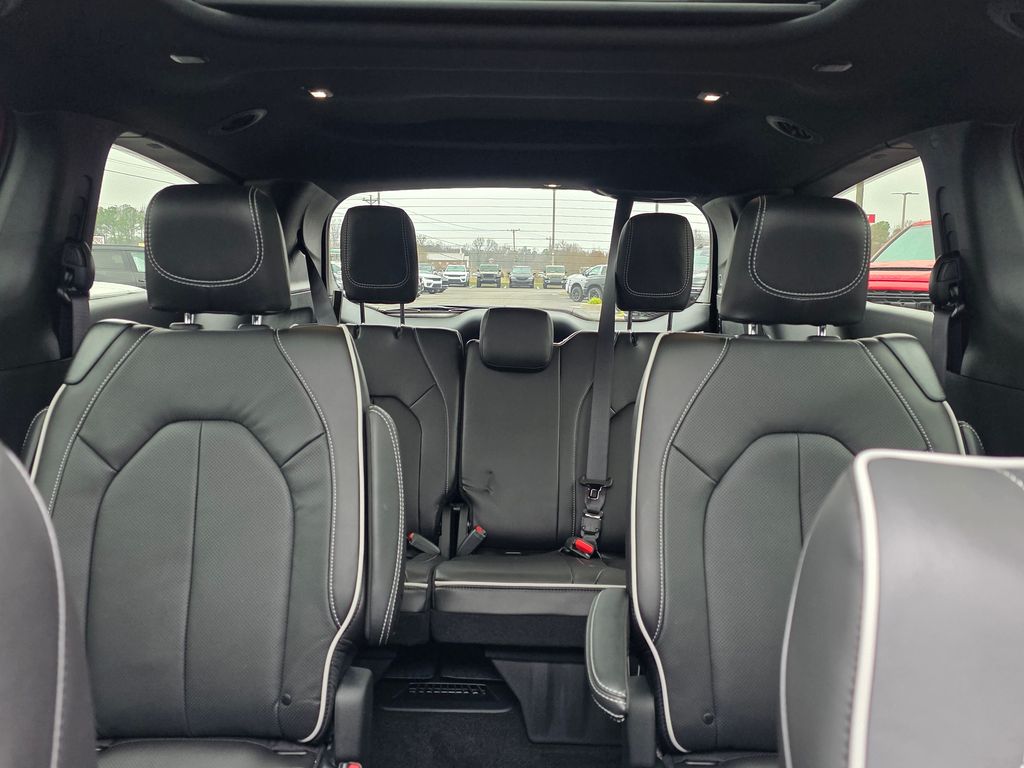 2026 Chrysler Pacifica Limited - Photo 28