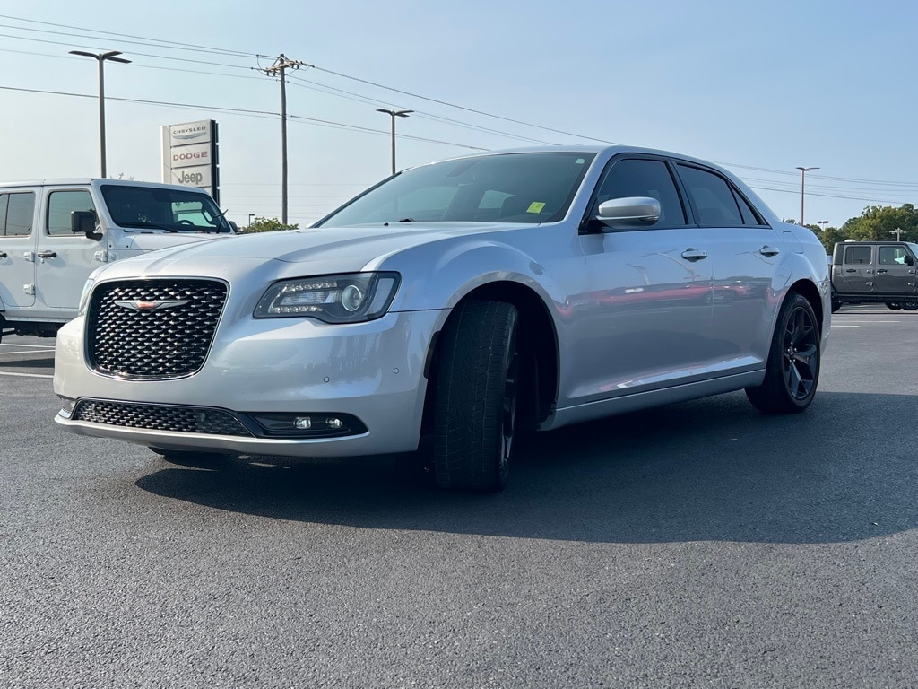 Used 2021 Chrysler 300 S with VIN 2C3CCABG5MH537070 for sale in Murray, KY