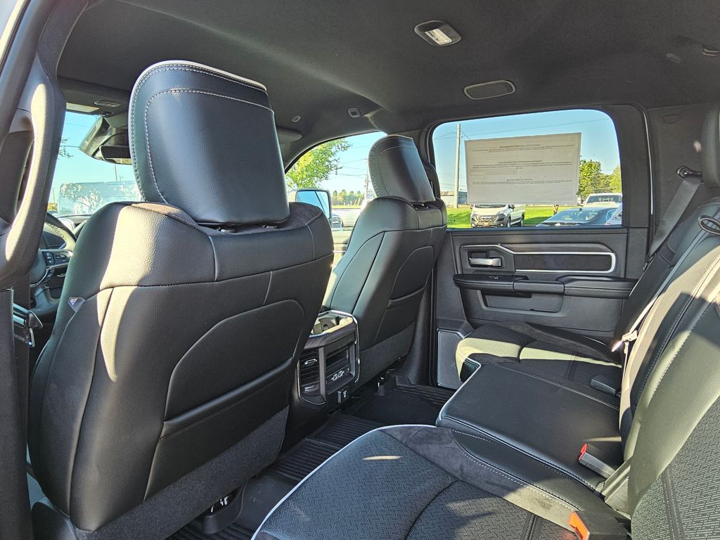 2026 RAM 2500 Laramie - Photo 31