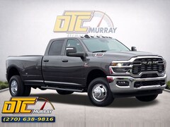 2026 Ram 3500 TRADESMAN CREW CAB 4X4 8' BOX Pickup
