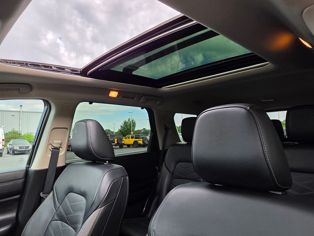2024 Nissan Pathfinder Platinum - Photo 30