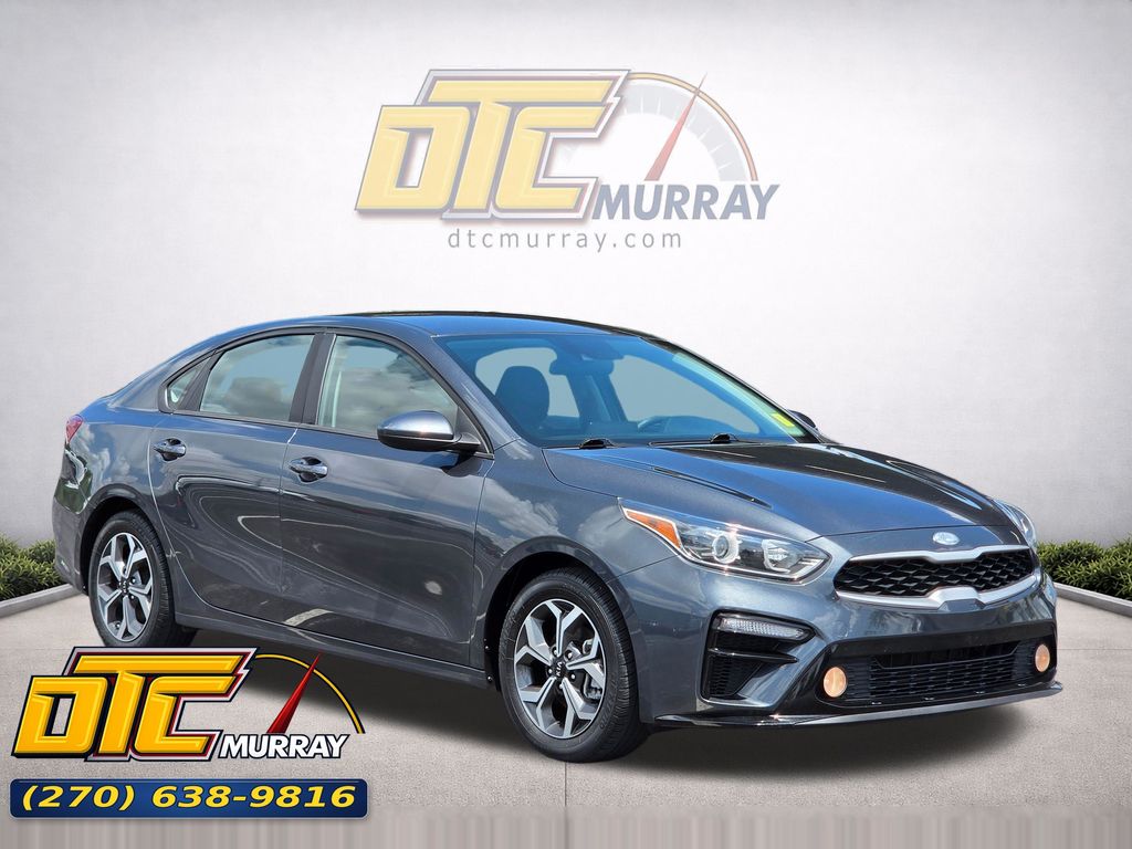2021 Kia Forte LXS AT's photo
