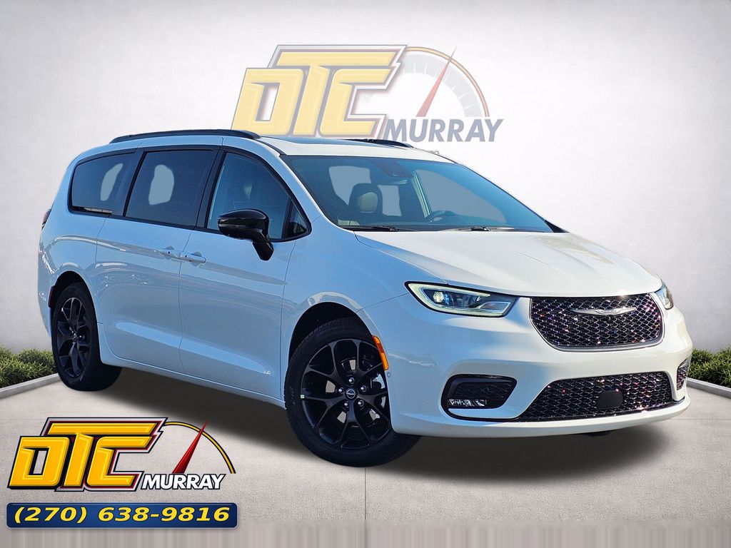 2026 Chrysler Pacifica
