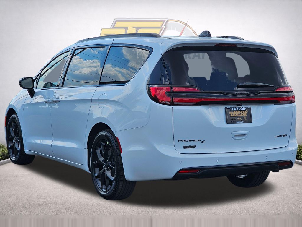 2026 Chrysler Pacifica Limited - Photo 7