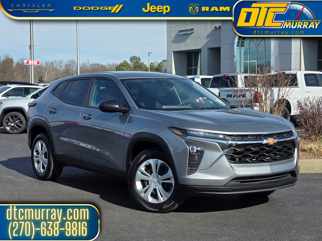 2025 Chevrolet Trax LS's photo