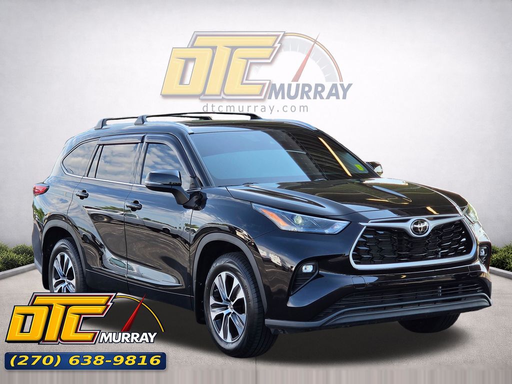 2022 Toyota Highlander SUV 