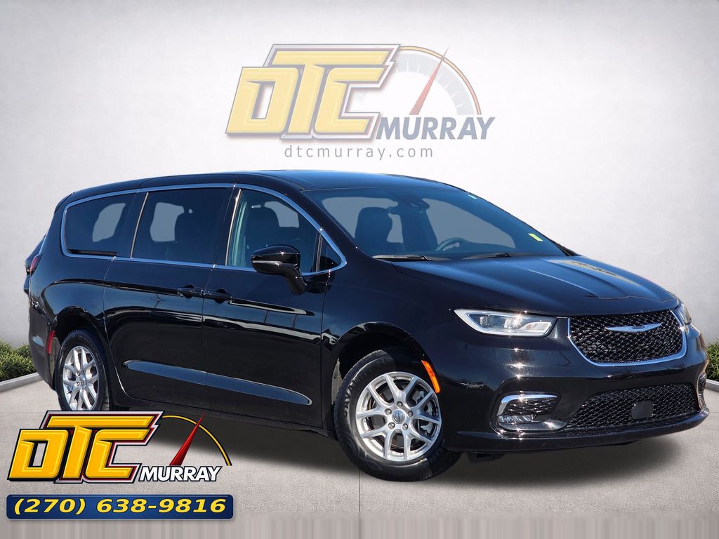 2025 Chrysler Pacifica