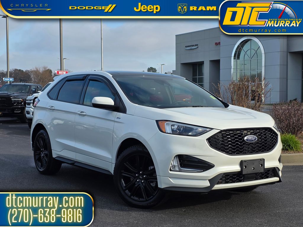 2023 Ford Edge ST-Line's photo