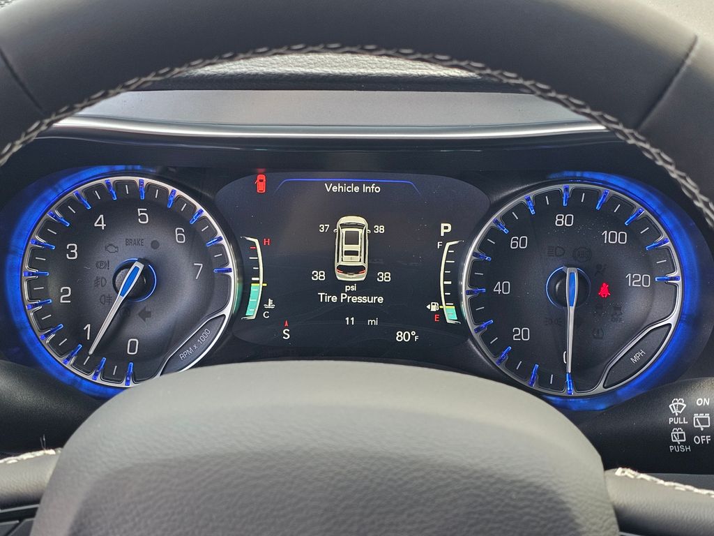 2026 Chrysler Pacifica Limited - Photo 18