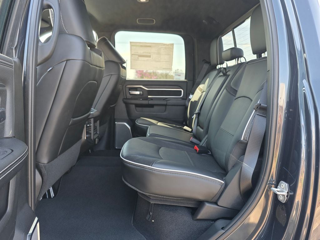 2026 RAM 2500 Laramie - Photo 36