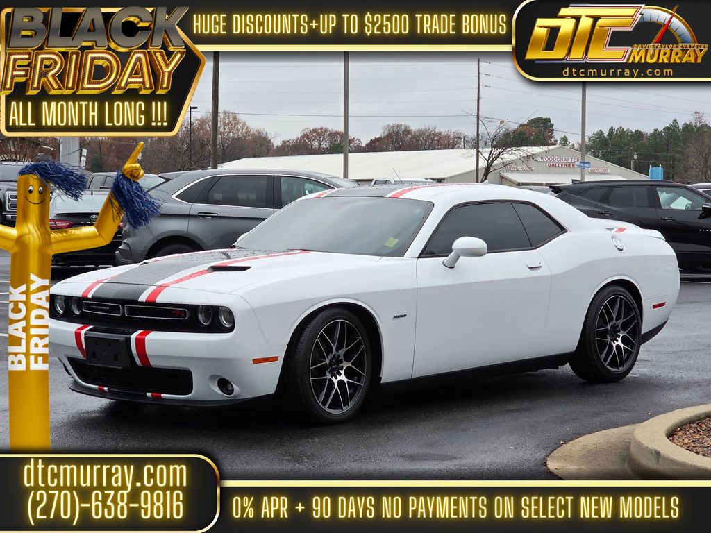 2018 Dodge Challenger R/T photo 2
