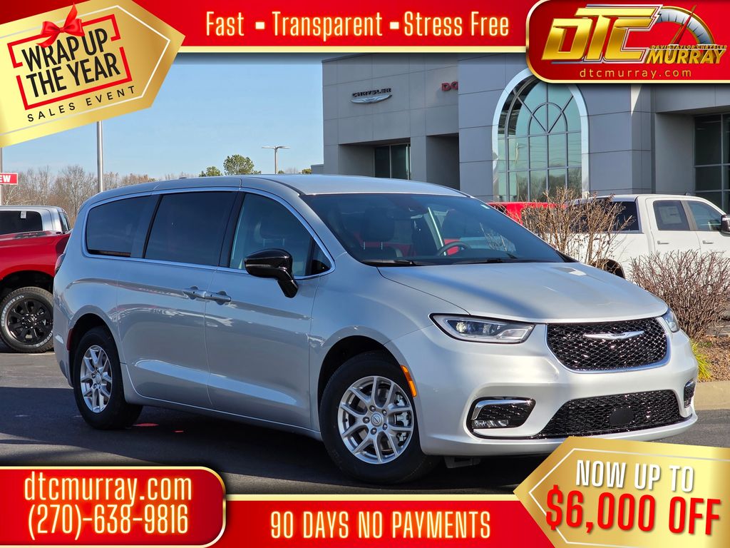 2026 Chrysler Pacifica Select's photo