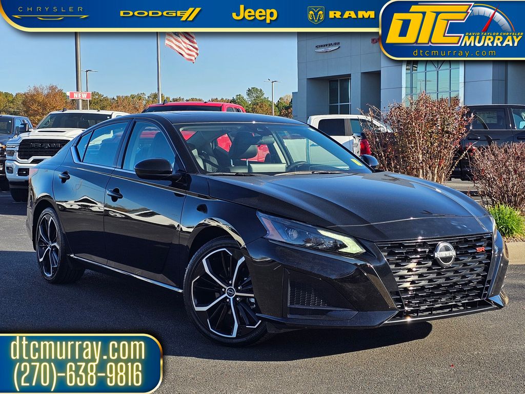 2024 Nissan Altima SR