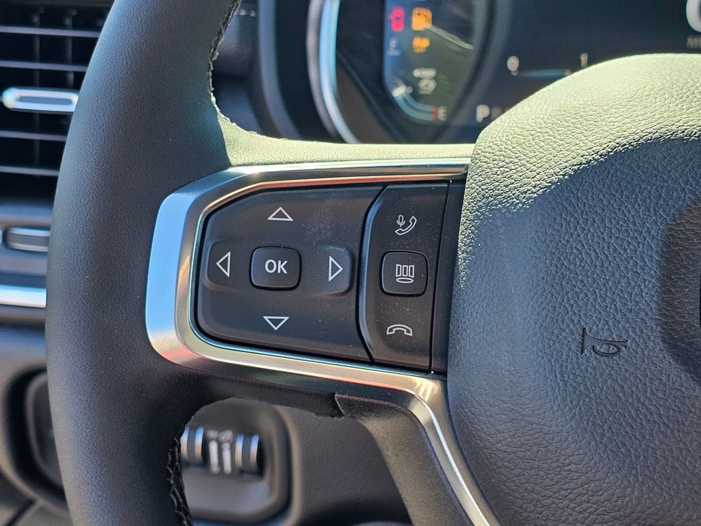 2026 RAM 2500 Laramie - Photo 18
