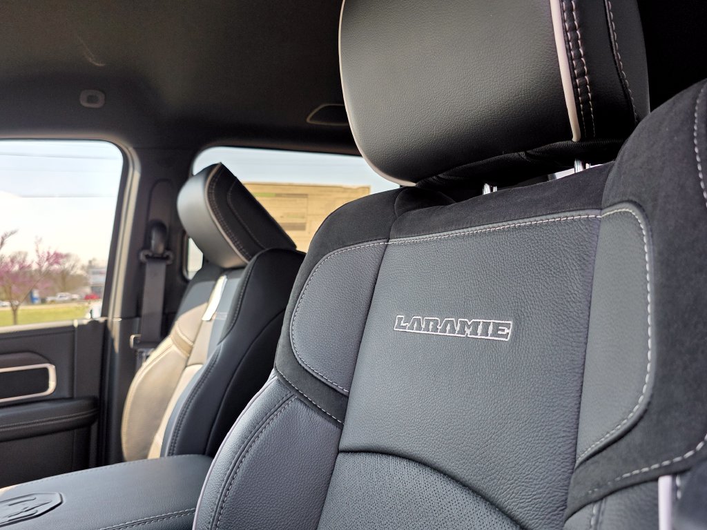 2026 RAM 2500 Laramie - Photo 13