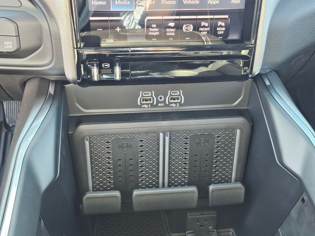 2026 RAM 2500 Laramie - Photo 24