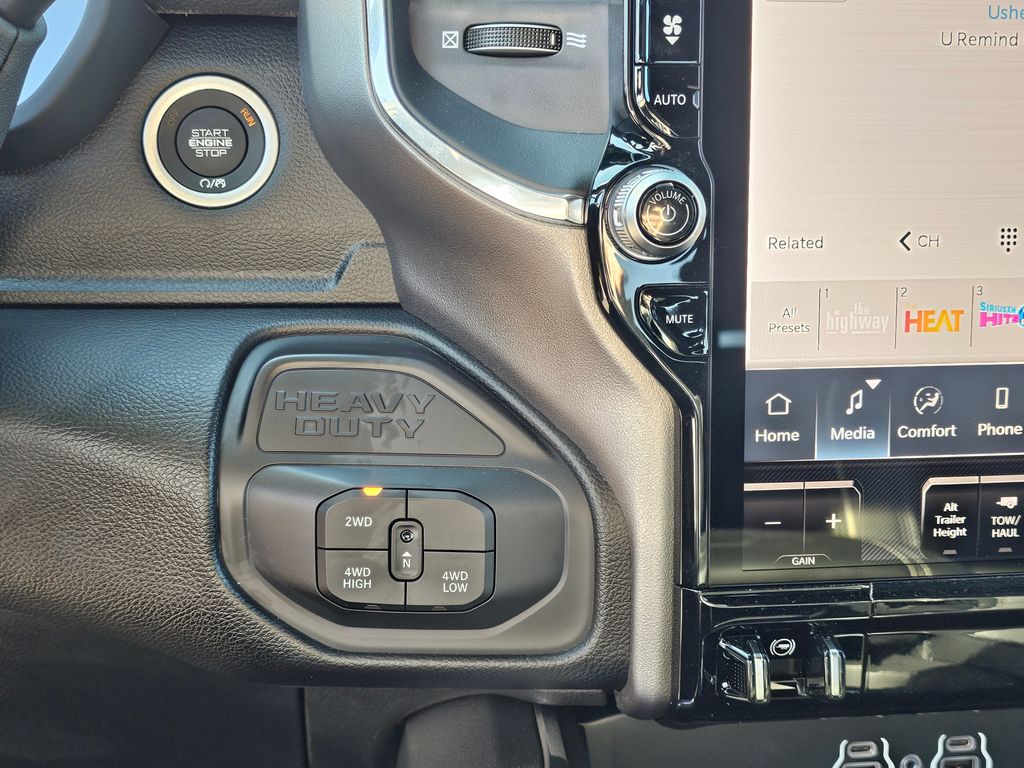 2026 RAM 2500 Laramie - Photo 25