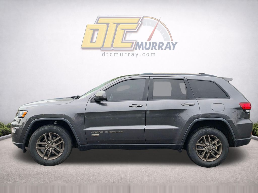 Used 2016 Jeep Grand Cherokee Laredo with VIN 1C4RJFAG4GC402065 for sale in Murray, KY