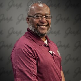 Staff member Thurman Foster from ID_59baa2255398