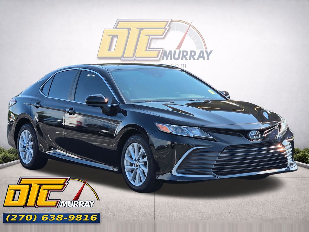 2022 Toyota Camry Sedan 