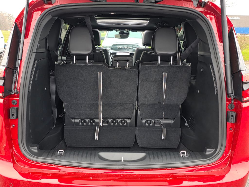 2026 Chrysler Pacifica Limited - Photo 33