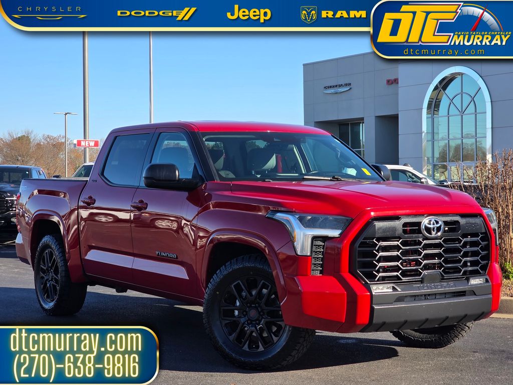 2023 Toyota Tundra SR5's photo