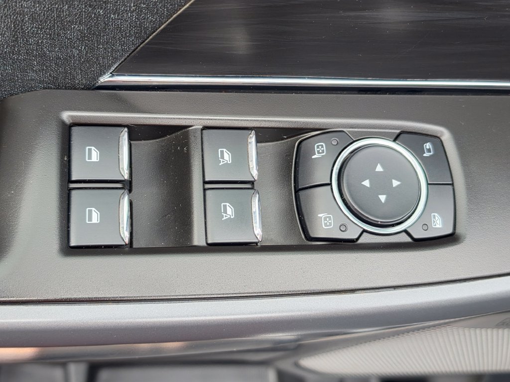 2024 Ford F-150 Lariat - Photo 14