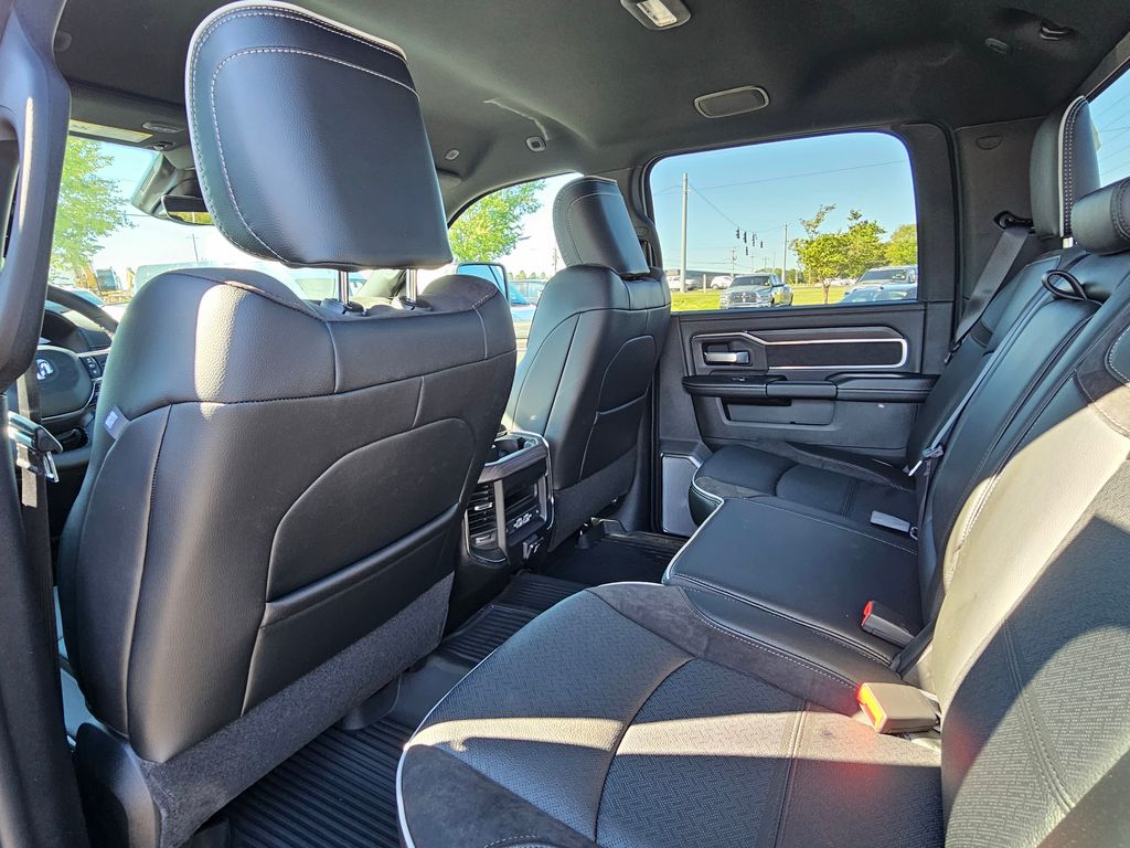 2026 RAM 2500 Laramie - Photo 32