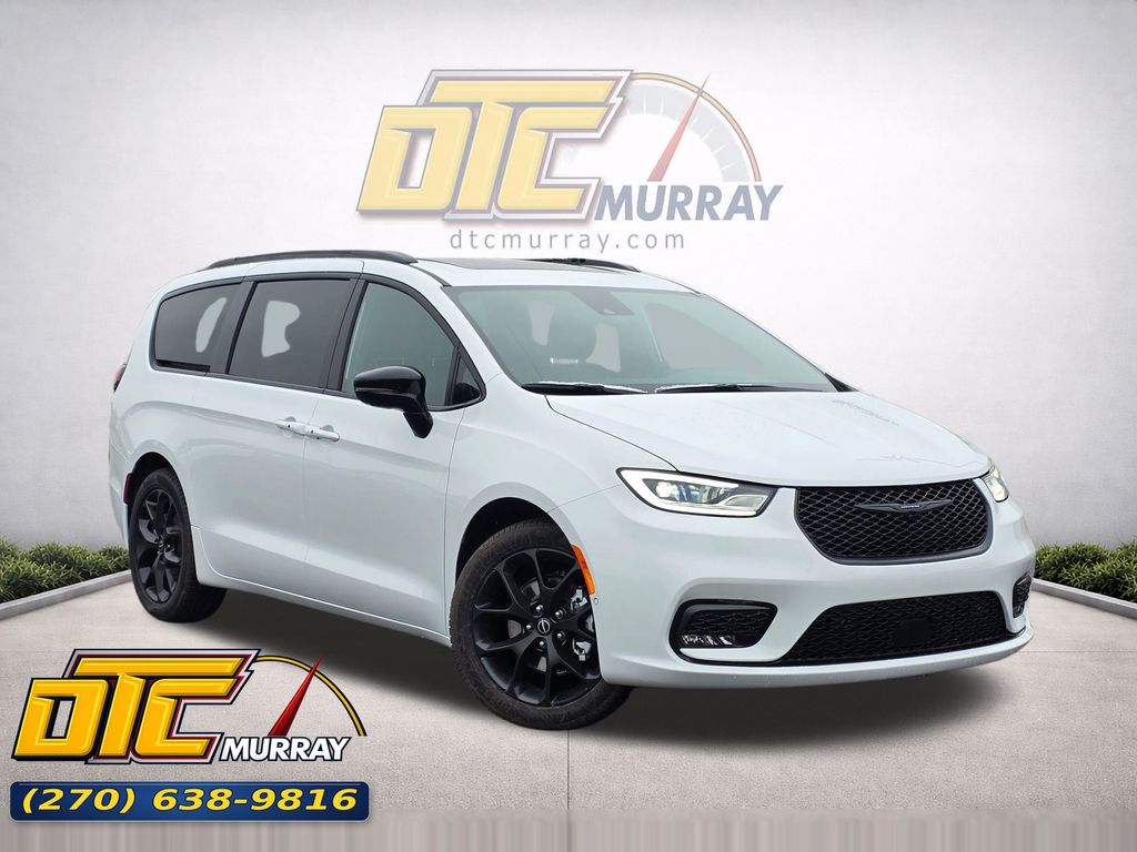 2026 Chrysler Pacifica