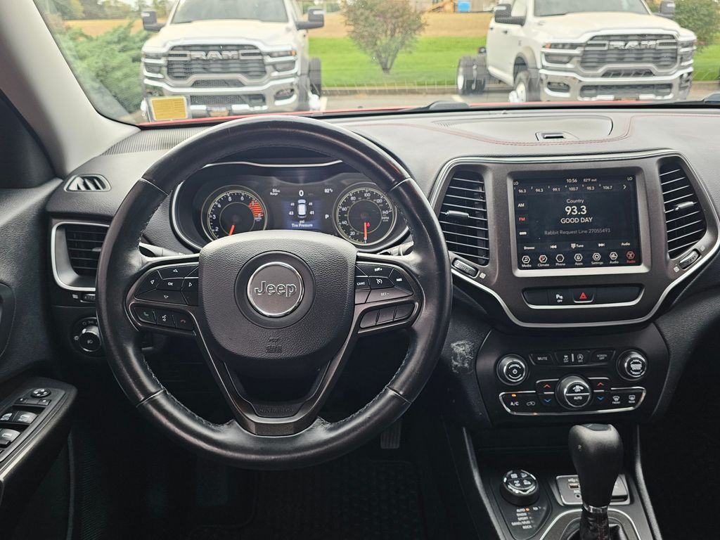 View 32