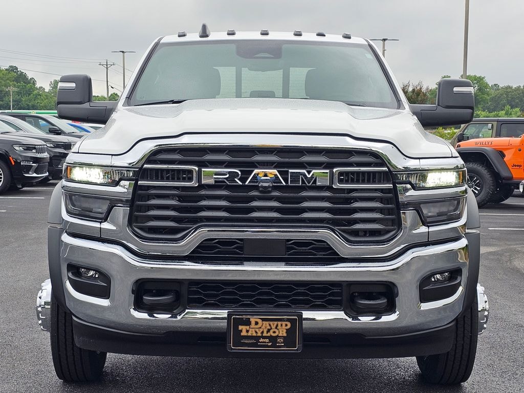 New 2025 Ram 5500 Chassis Cab 5500 BIG HORN CHASSIS CREW CAB 4X4 60' CA Pickup
