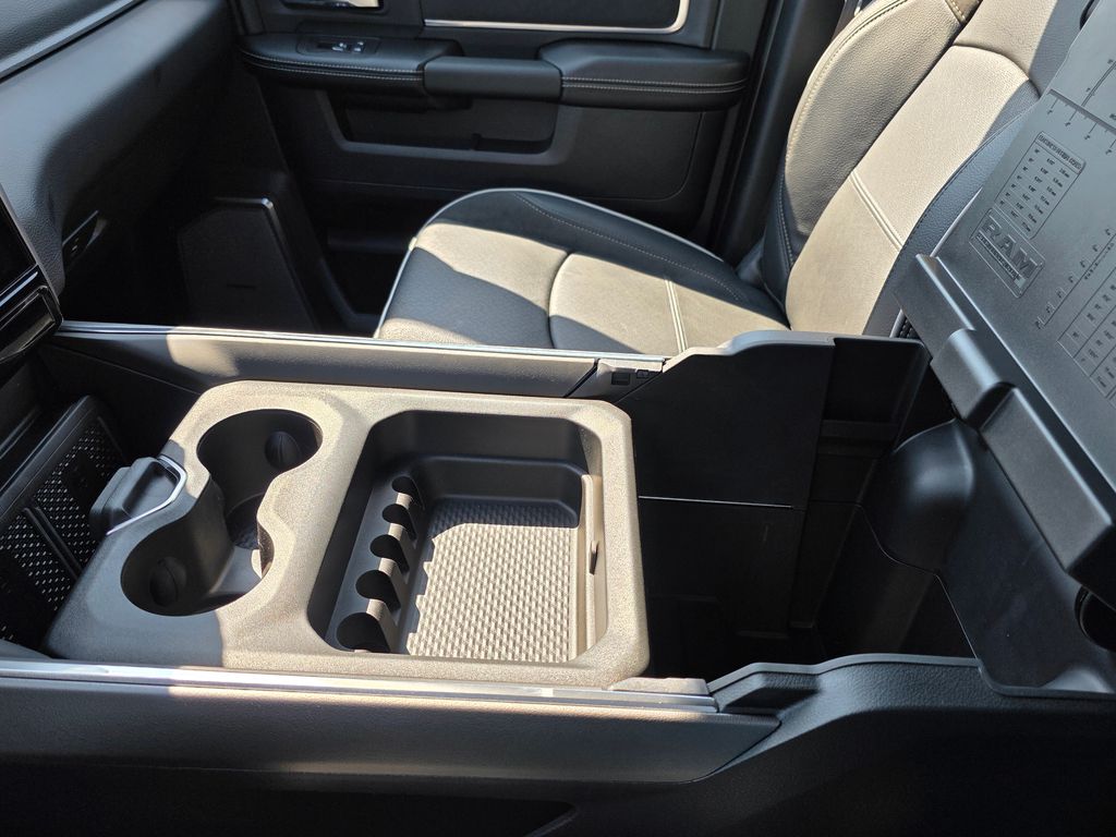 2026 RAM 2500 Laramie - Photo 33