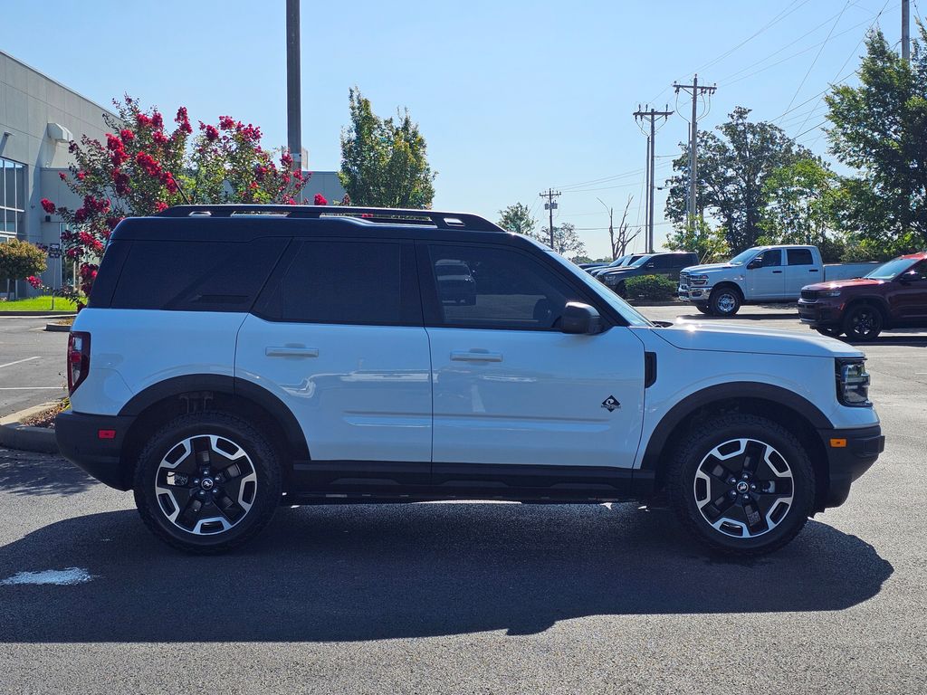 2022 Ford Bronco Sport Outer Banks photo 4